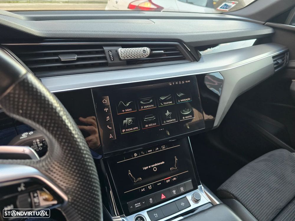 Audi e-tron Sportback 55 quattro S line - 18