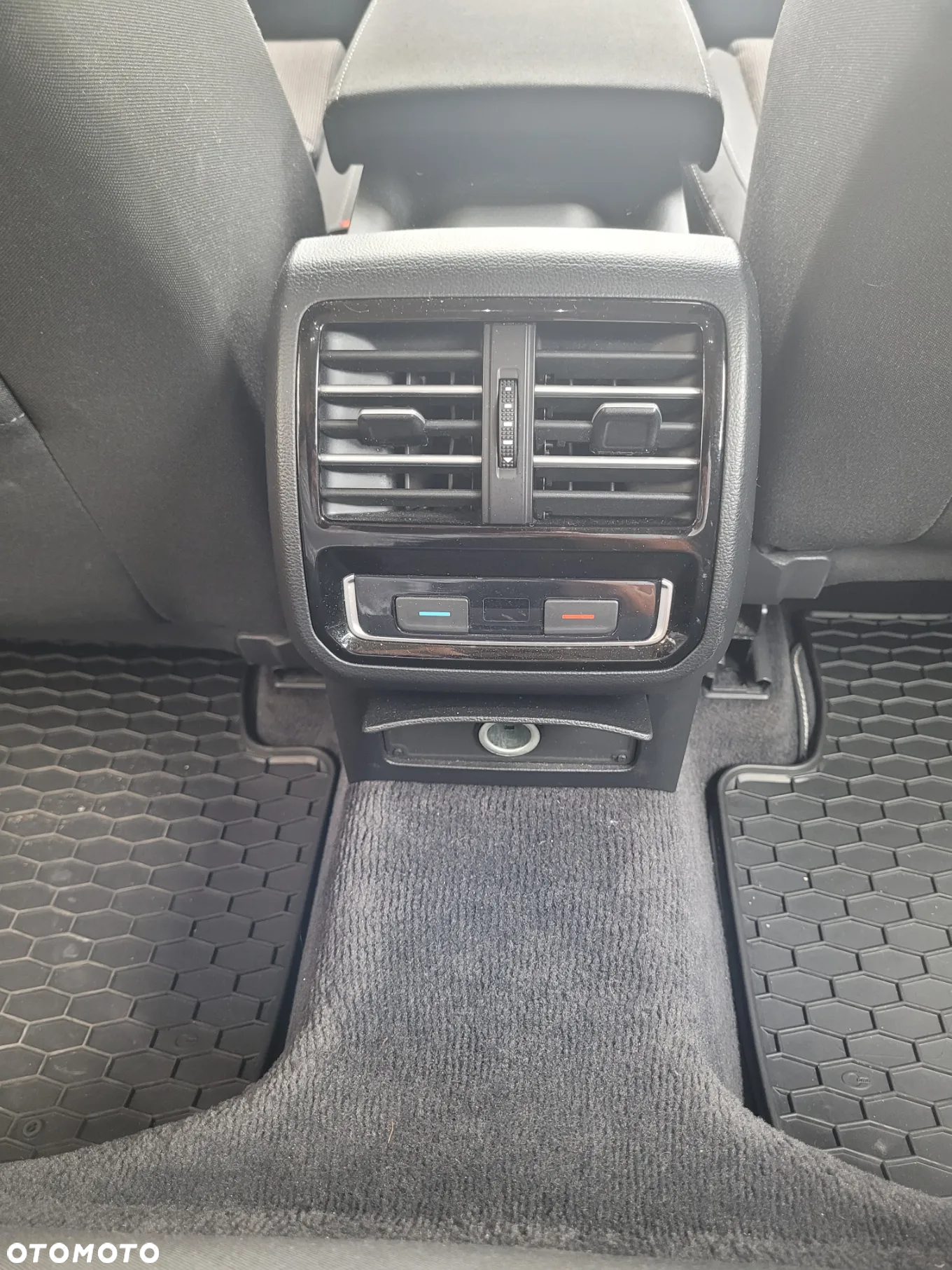 Volkswagen Passat 2.0 TDI BMT Comfortline - 7