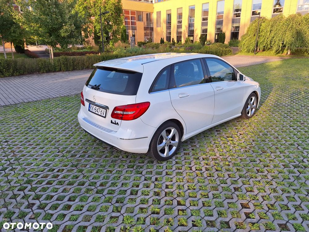 Mercedes-Benz Klasa B - 35
