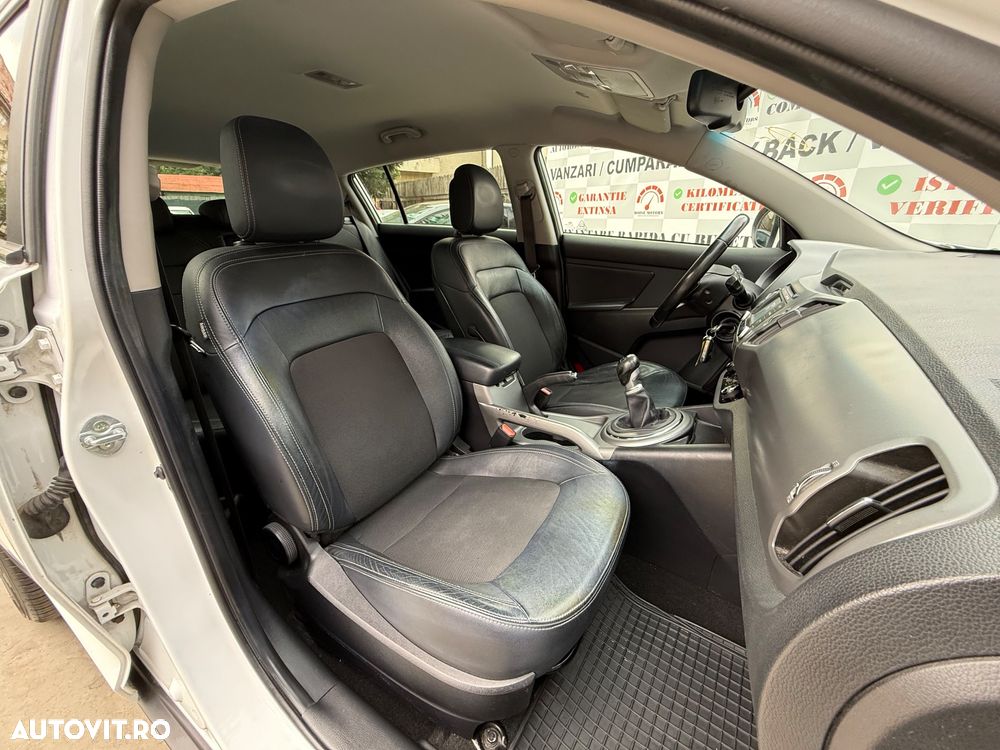 Kia Sportage 2.0 DSL MT 4x4 PREMIUM - 10