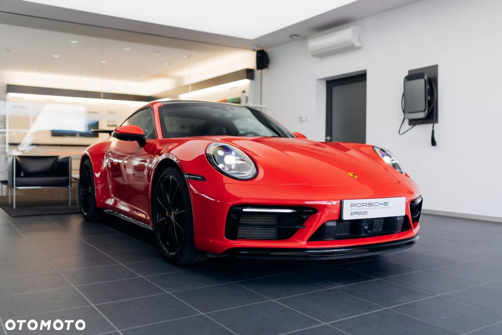 Porsche 911 Carrera 4S - 7