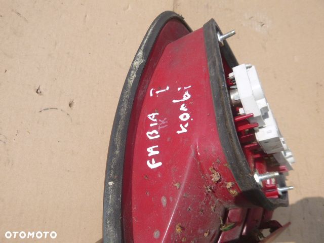 LAMPA LEWY TYŁ LEWA TYLNA PRAWY TYŁ PRAWA TYLNA SKODA FABIA I KOMBI LIFT- - 18