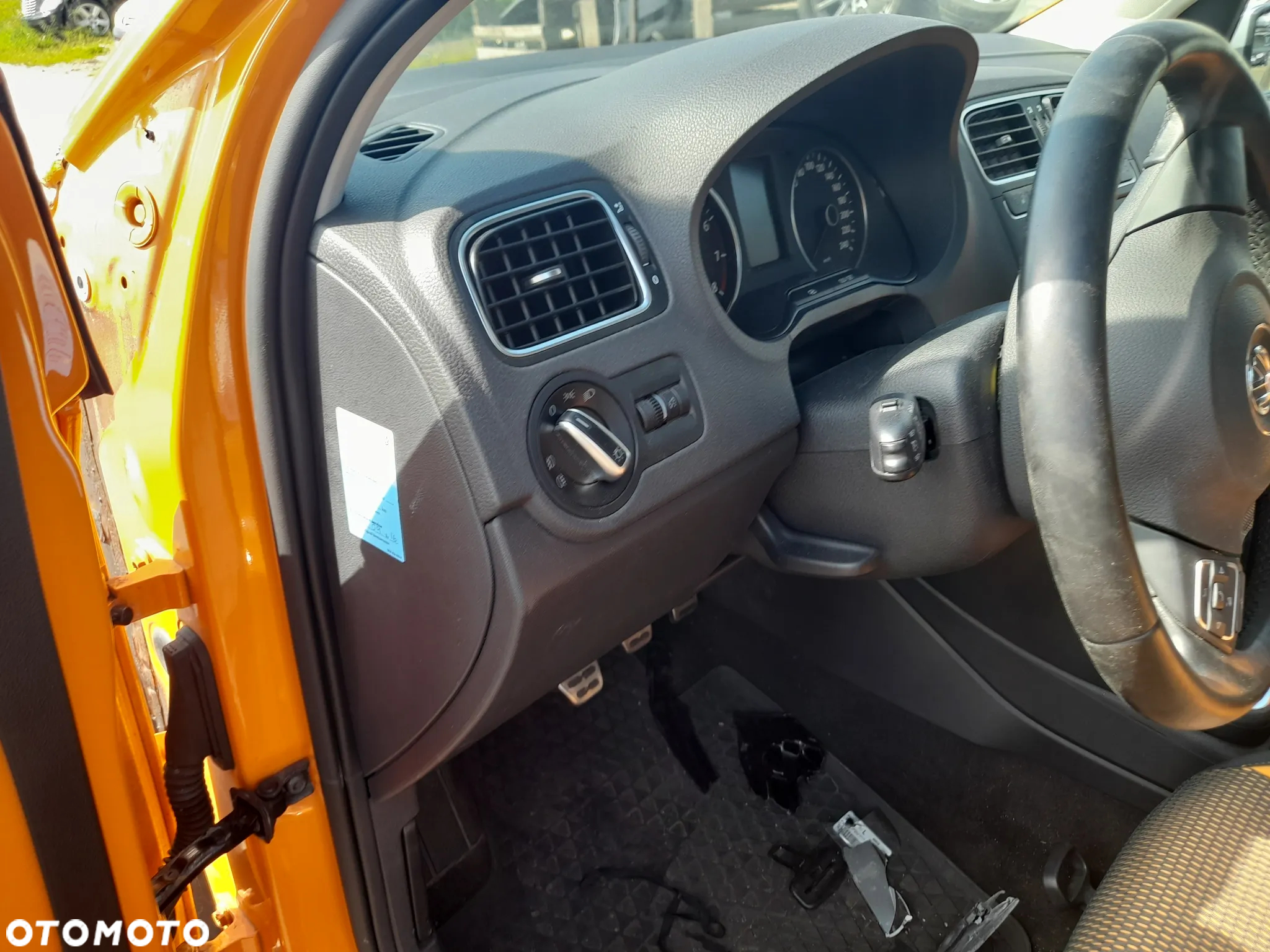 VW POLO V 6R PULPIT DESKA ROZDZIELCZA KONSOLA AIRBAG PASAŻERA - 2