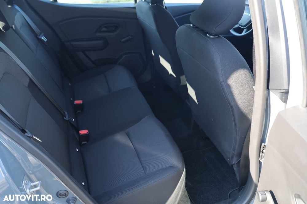 Dacia Sandero SCe 65 Essential - 14