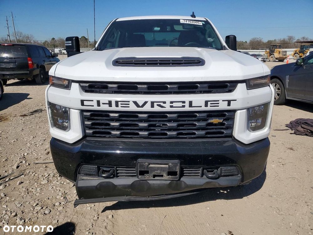 Chevrolet Silverado - 6