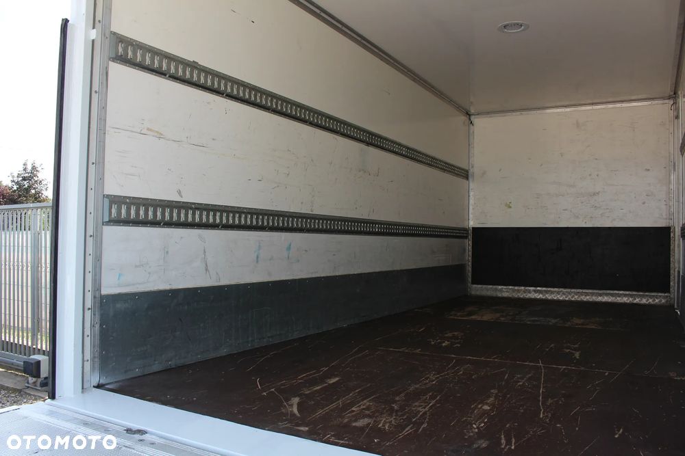 Iveco Daily 70C15 3.0 HPI Kontener 10 palet + winda 1500kg **Climatronic**Sprowadzony**2017R** - 6