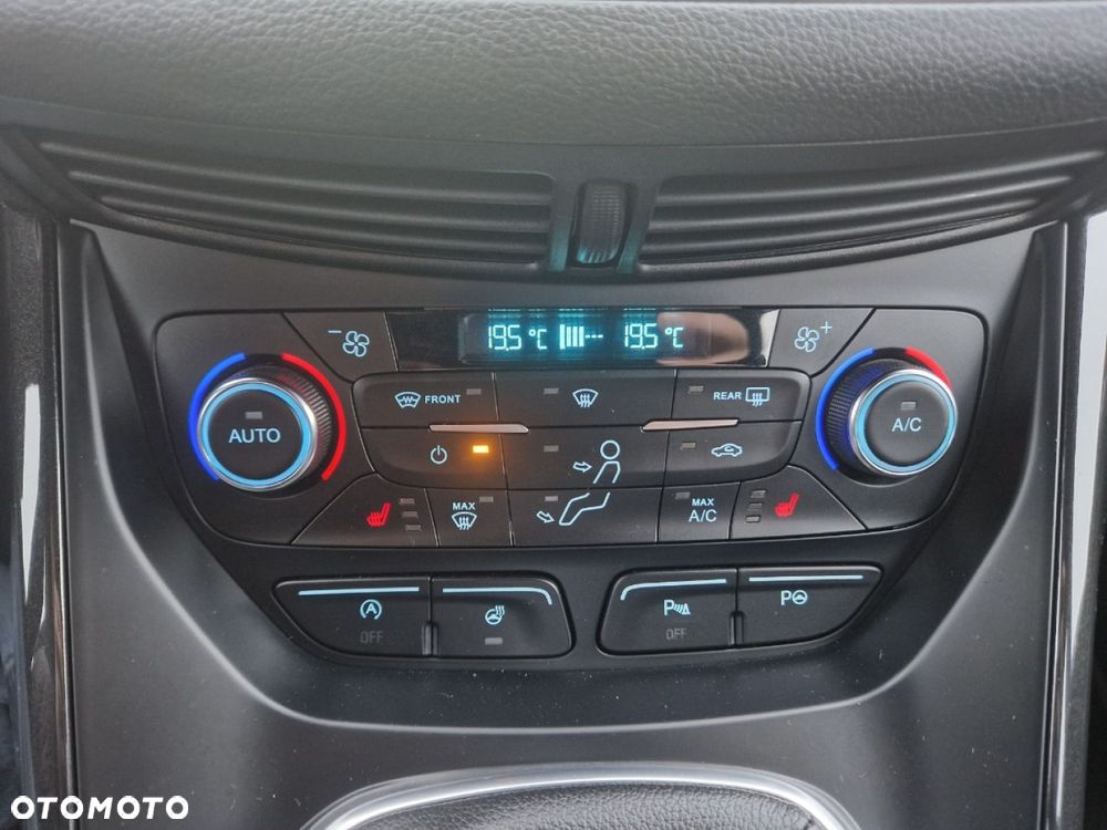 Ford Kuga 1.5 EcoBoost 2x4 ST-Line - 13