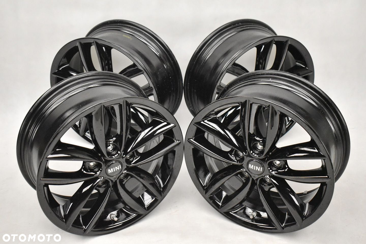 MINI COUNTRYMAN F60 F61 7x17 ET50 5x112 9803726 CZUJNIKI - 5