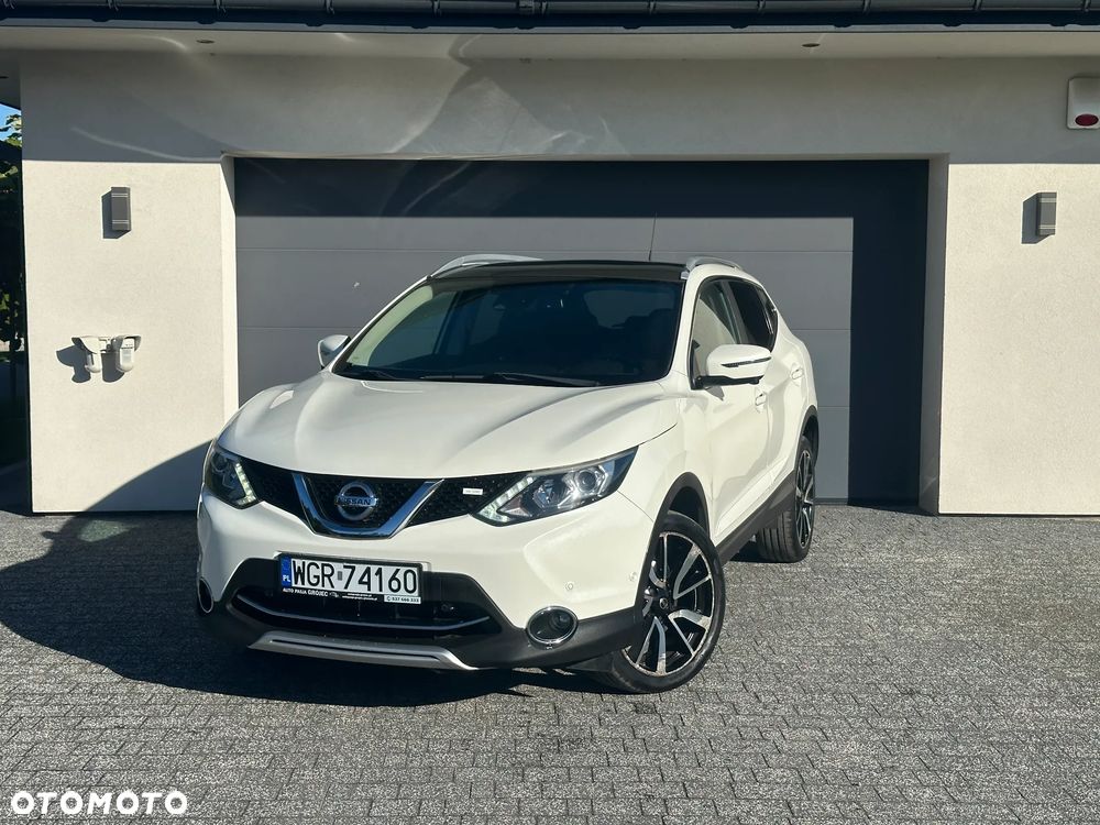 Nissan Qashqai 1.6 DIG-T TEKNA+ - 1