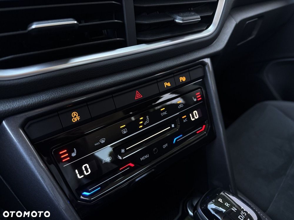Volkswagen T-Roc 1.5 TSI Style DSG - 23