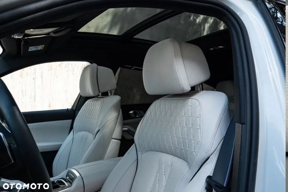 BMW X6 xDrive40d mHEV sport - 22