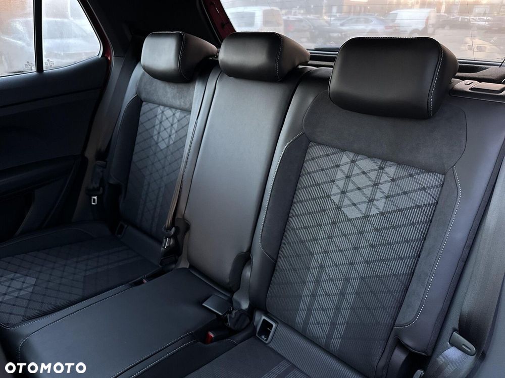 Volkswagen T-Cross - 16