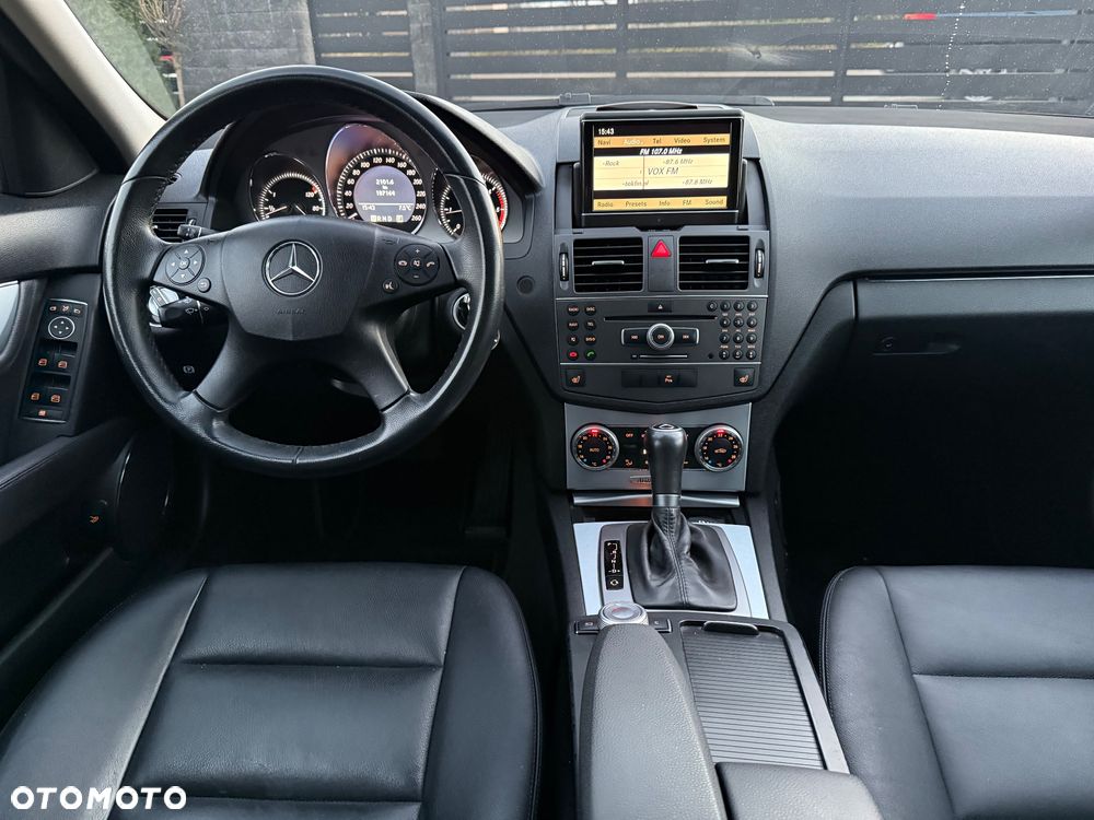 Mercedes-Benz Klasa C 250 CDI 7G-TRONIC Avantgarde Edition - 31