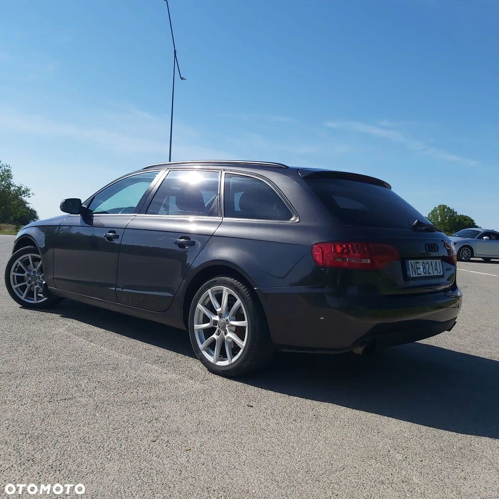 Audi A4 Avant 2.0 TFSI Quattro S tronic - 4