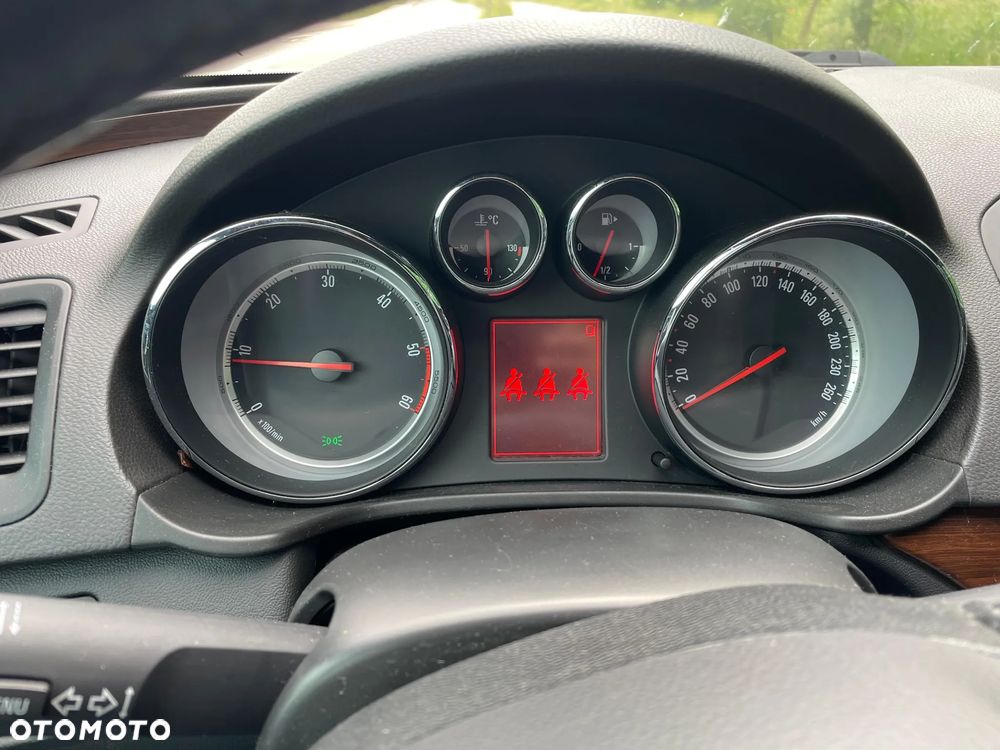 Opel Insignia 2.0 Bi Turbo CDTI 4x4 - 9