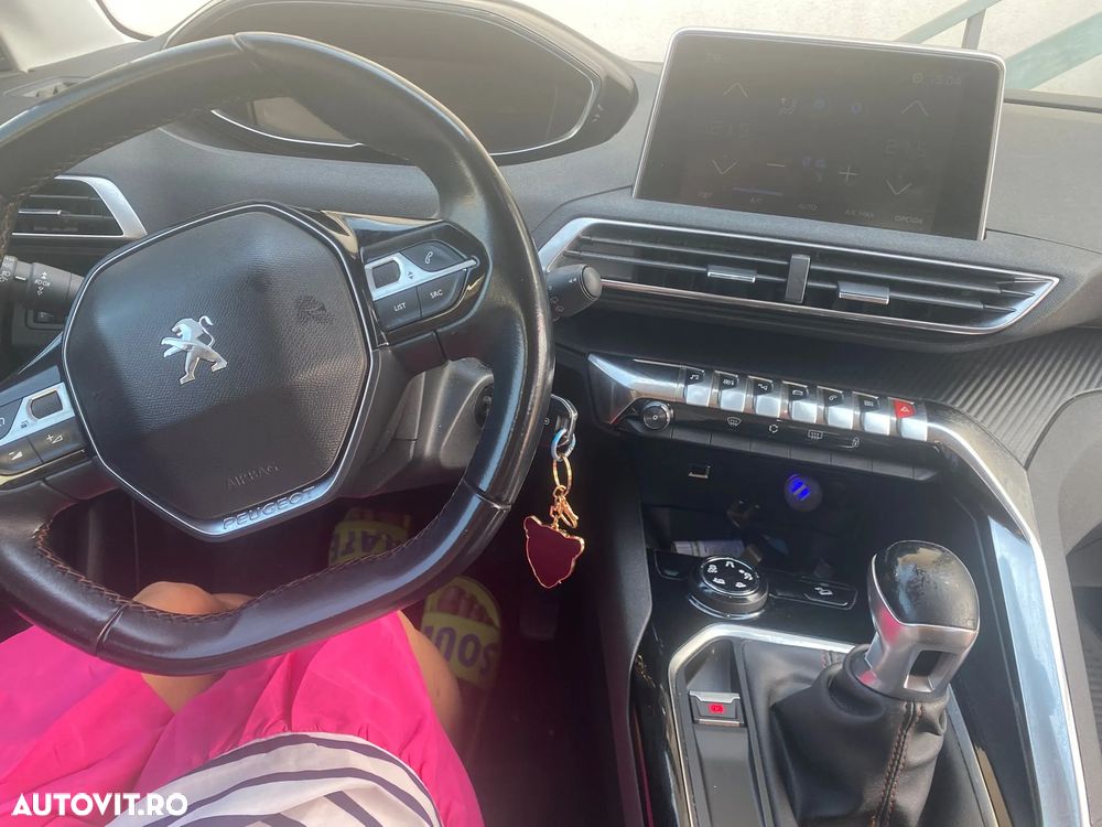 Peugeot 3008 1.2 PureTech Turbo S&S Active - 9
