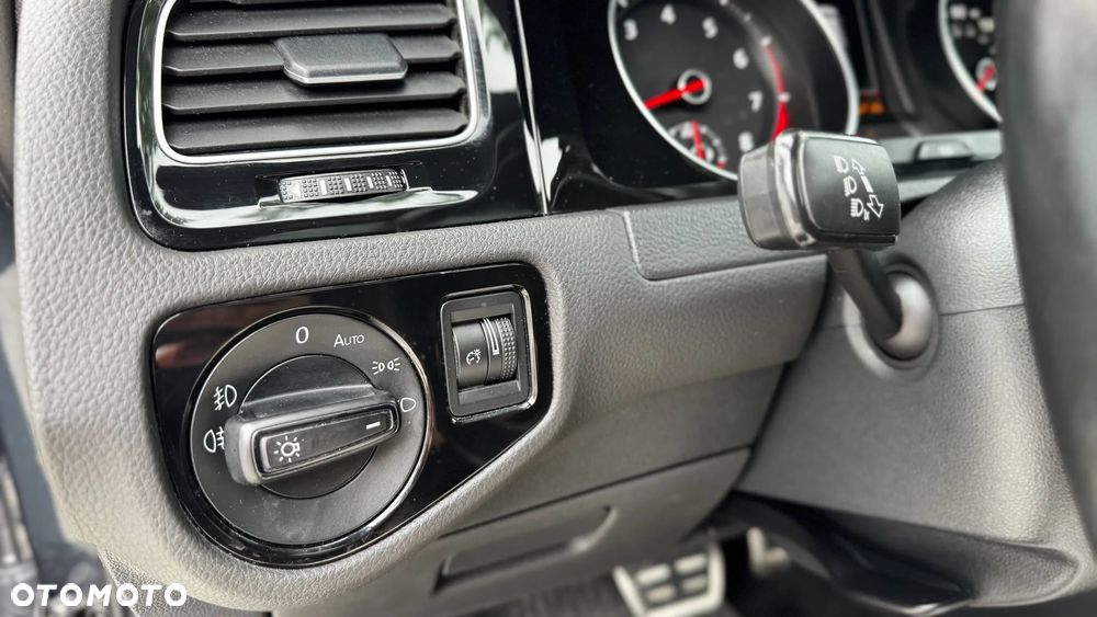Volkswagen Golf 2.0 TSI OPF DSG GTI - 30