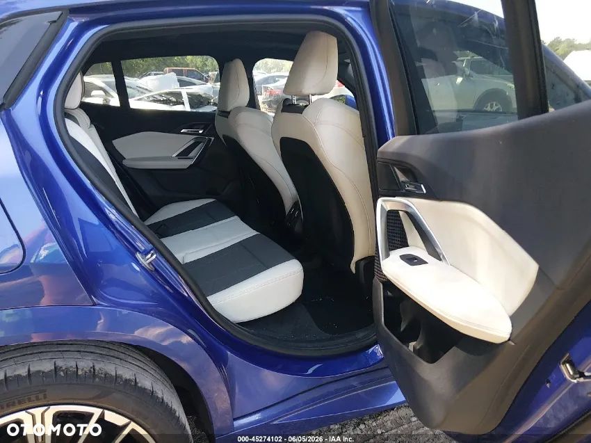 BMW X2 - 8