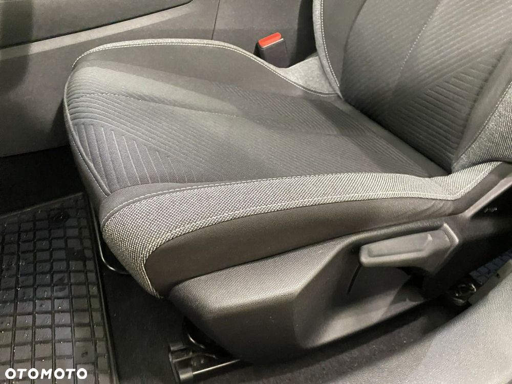 Peugeot 308 - 18