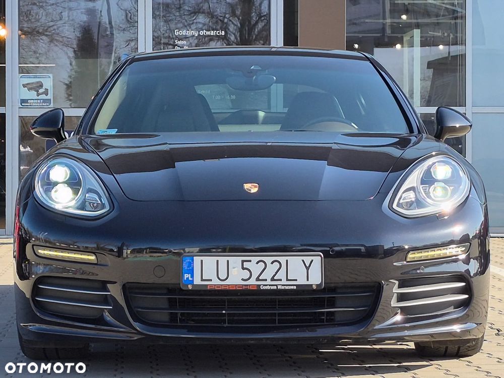 Porsche Panamera 4 Edition - 3