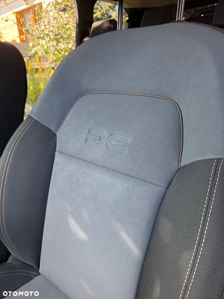 Dacia Jogger 1.6 Full Hybrid 140 Extreme+ MMT 7os - 19