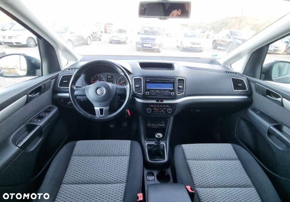 Volkswagen Sharan - 27