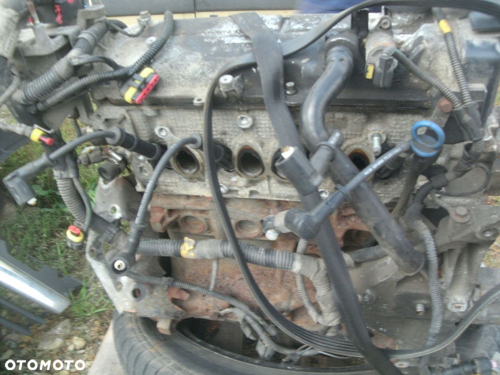 silnik fiat grande punto 1.4 8v 77km 350a1000 118tys km - 3