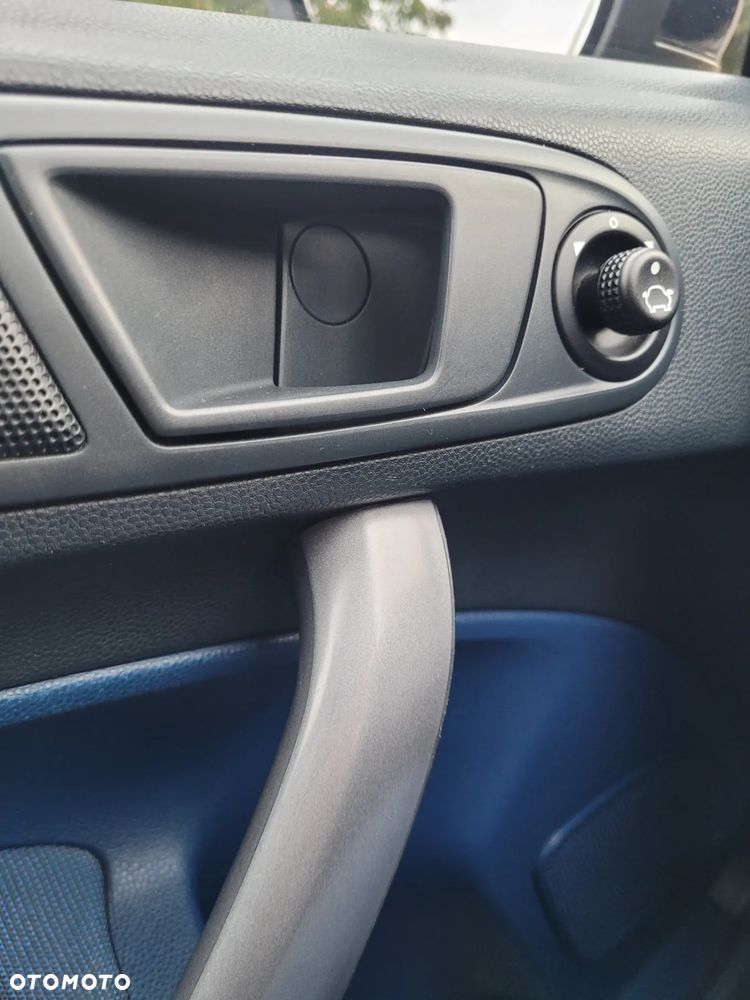 Ford Fiesta 1.25 Ambiente - 5