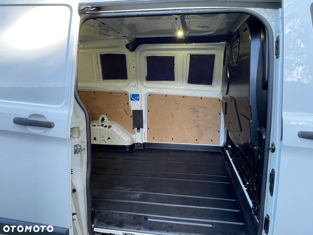 Ford Transit Custom - 22