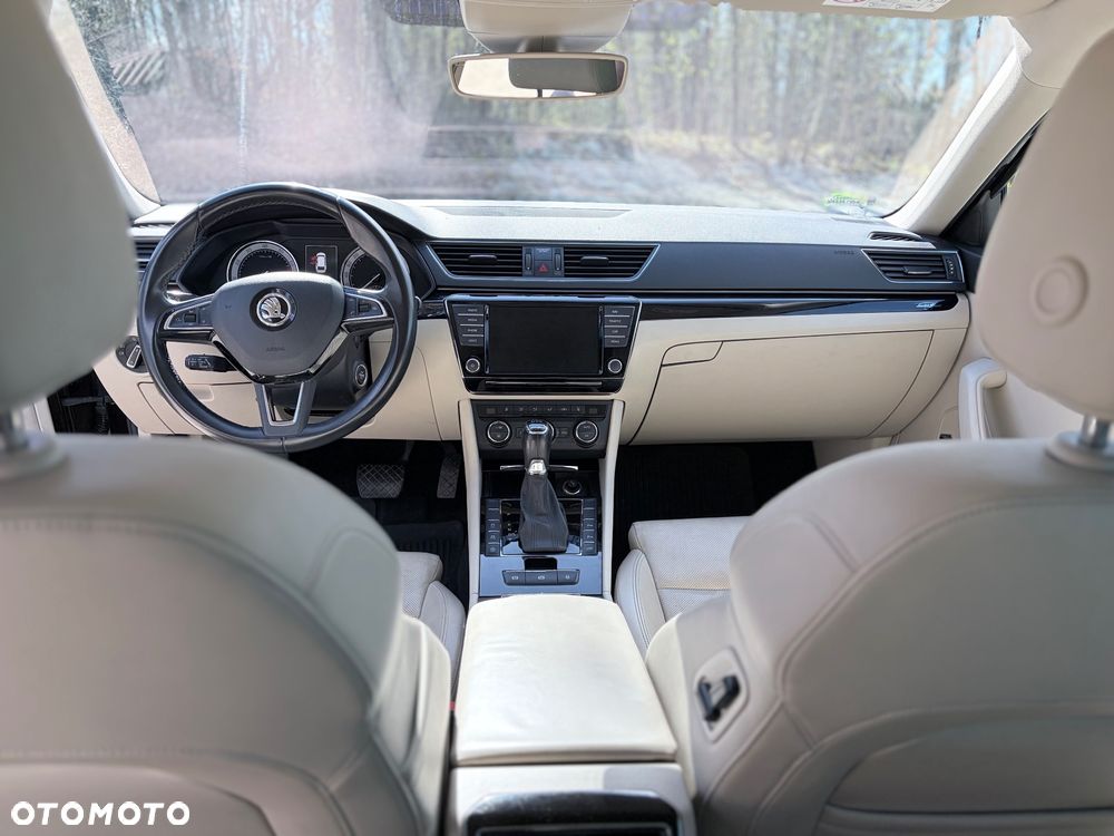 Skoda Superb 2.0 TSI 4x4 L&K DSG - 8