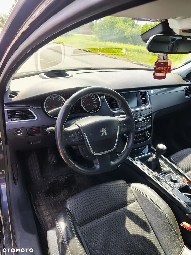 Peugeot 508 - 8