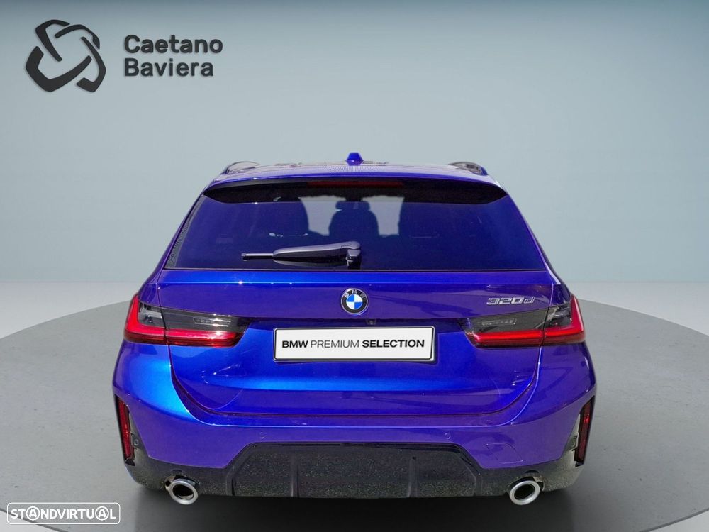 BMW 320 d Touring Pack Desportivo M Auto - 6