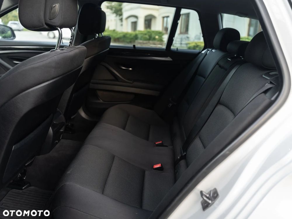 BMW Seria 5 - 23