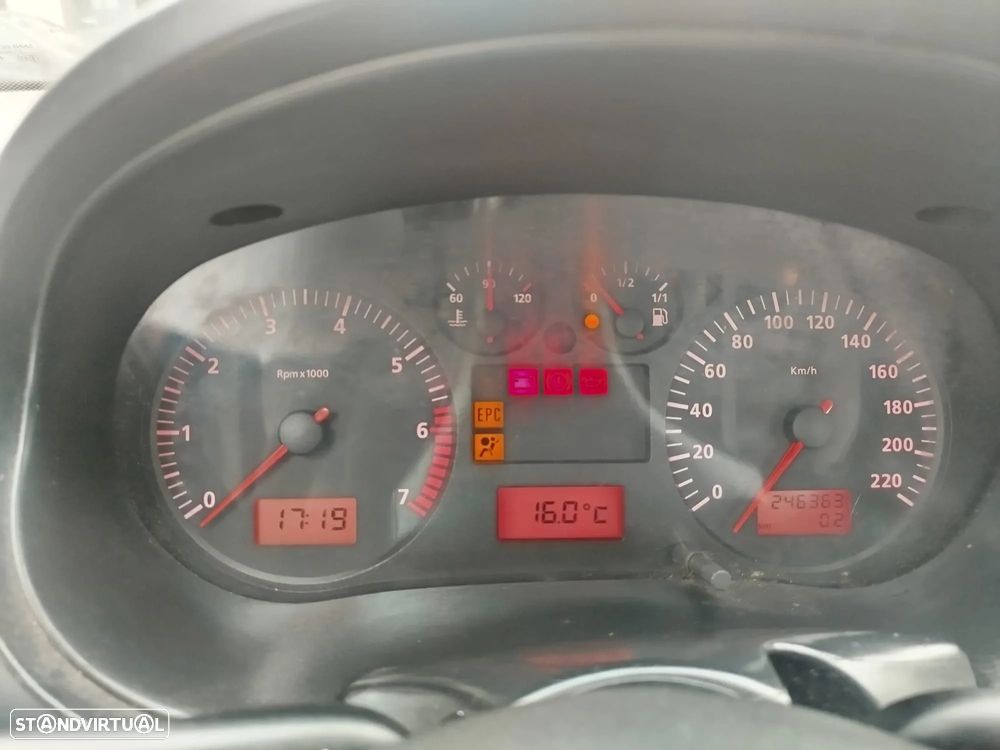 SEAT Ibiza 1.0 Passion VE+FC - 12