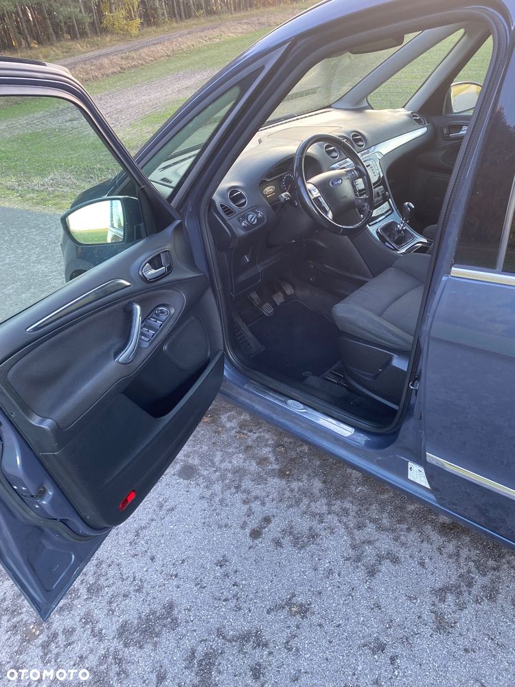 Ford Galaxy 2.0 TDCi Titanium - 16