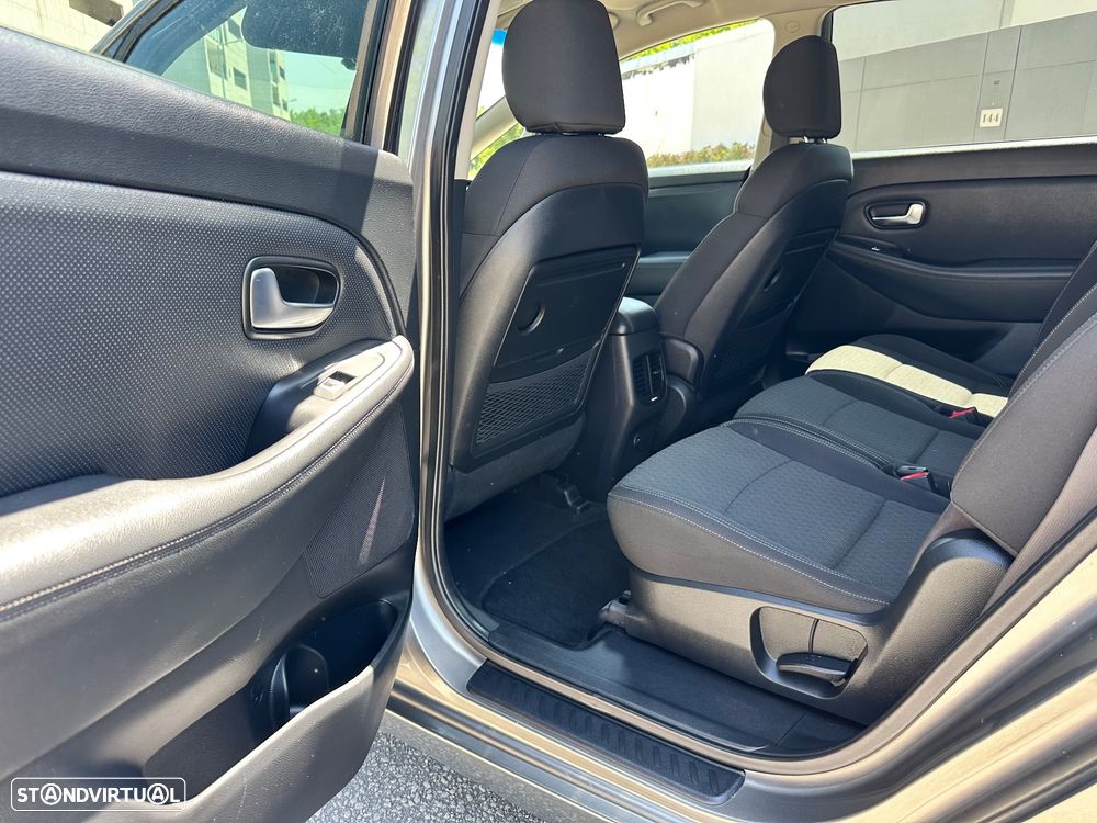 Kia Carens 1.7 CRDi ISG TX - 23