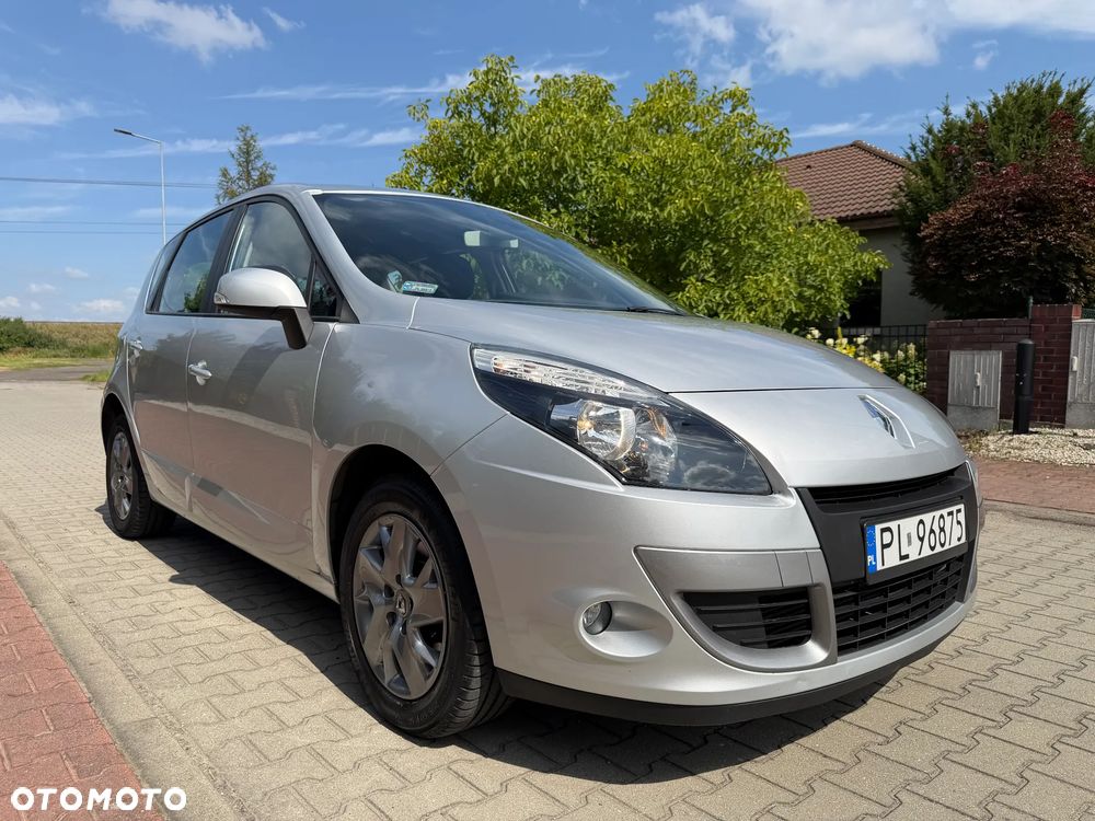 Renault Scenic - 17