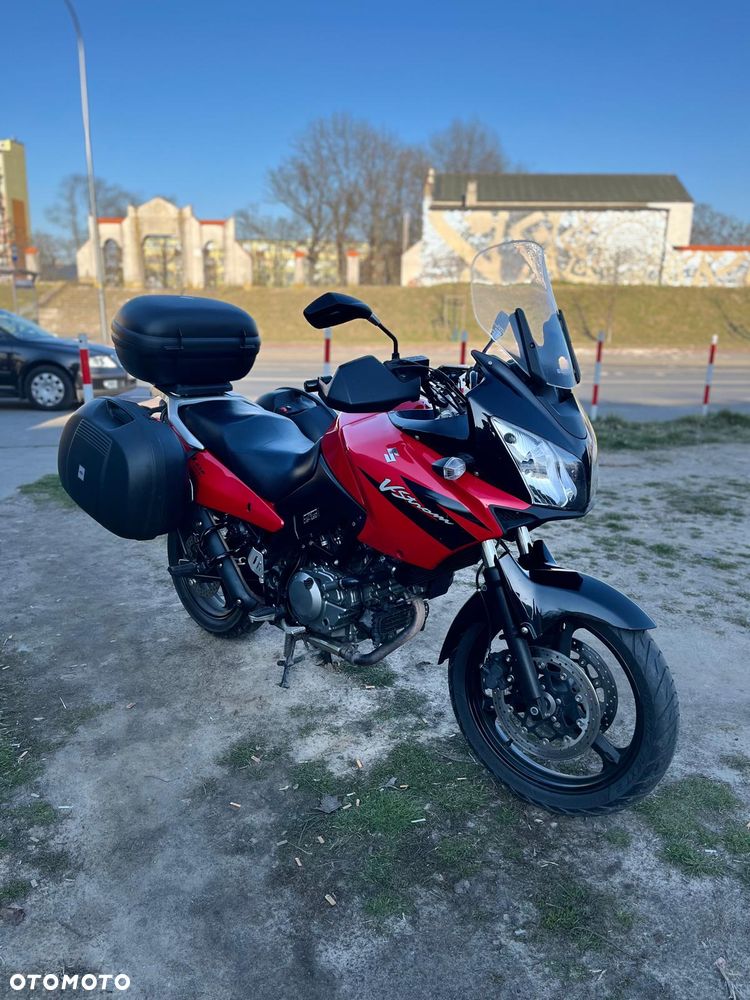 Suzuki V-STROM - 1