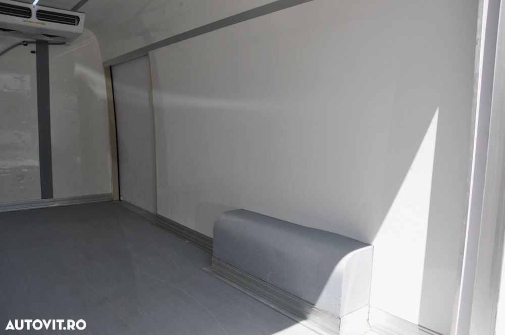 Volkswagen Crafter - 10