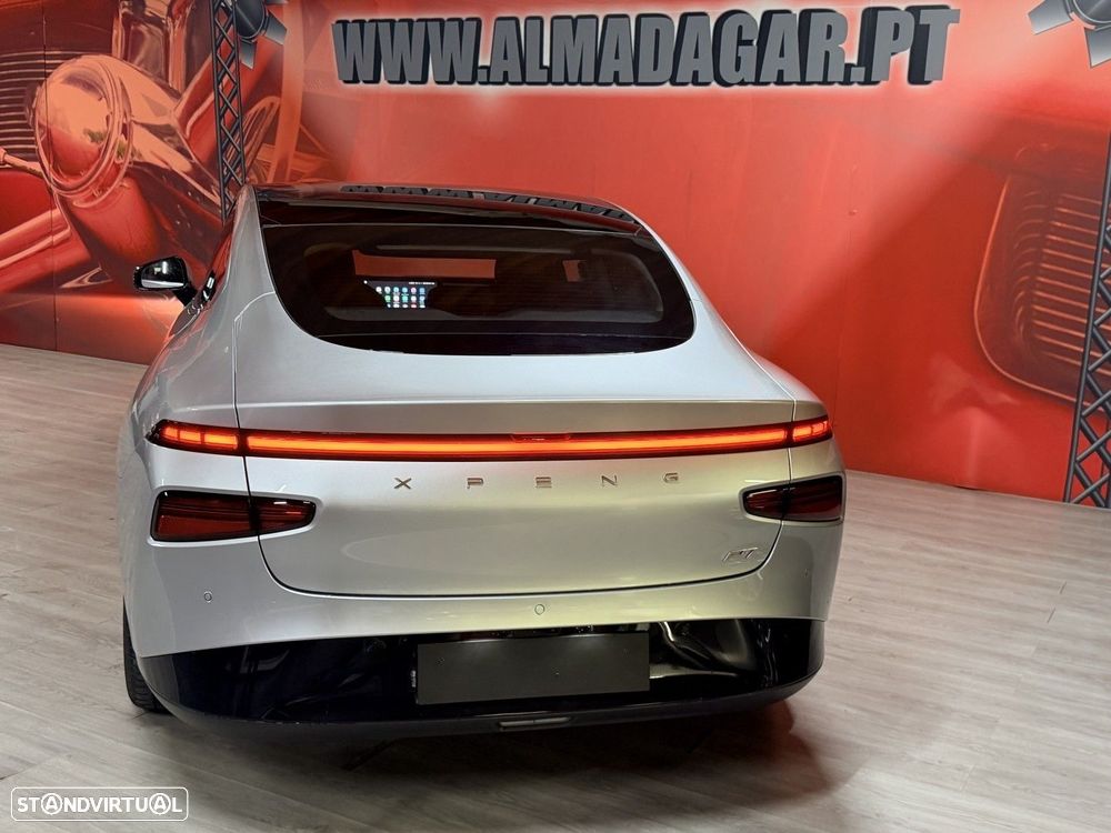 Xpeng P7i 86.2 kWh Long Range - 4