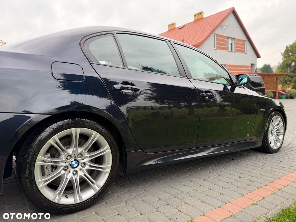BMW Seria 5 535d - 22