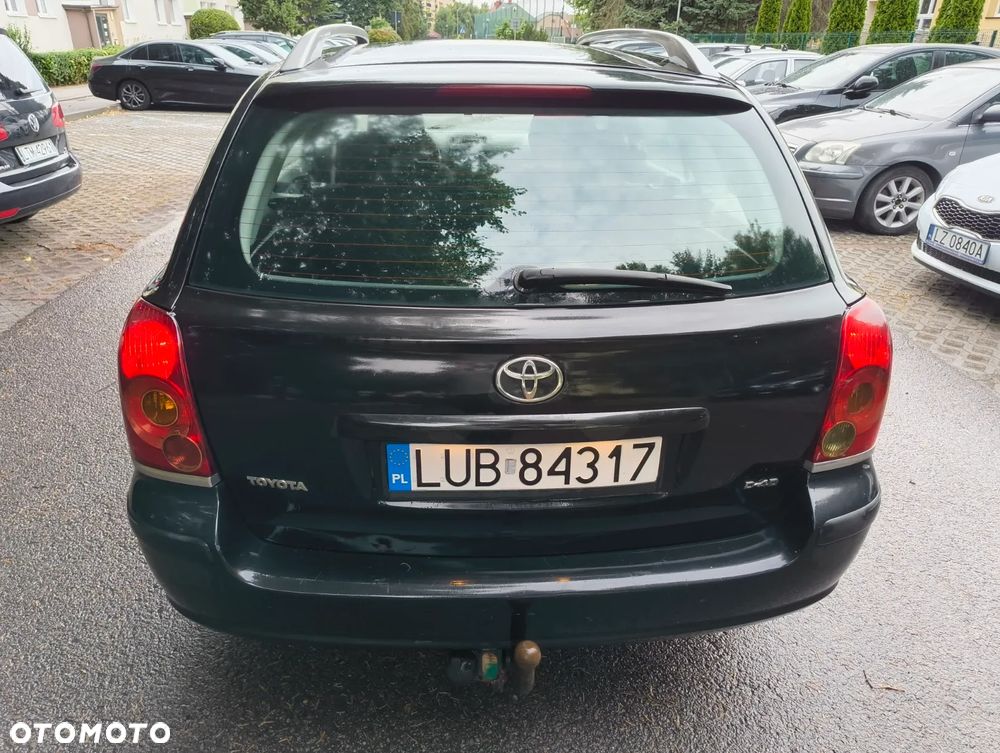 Toyota Avensis 2.0 D-4D Sol - 9