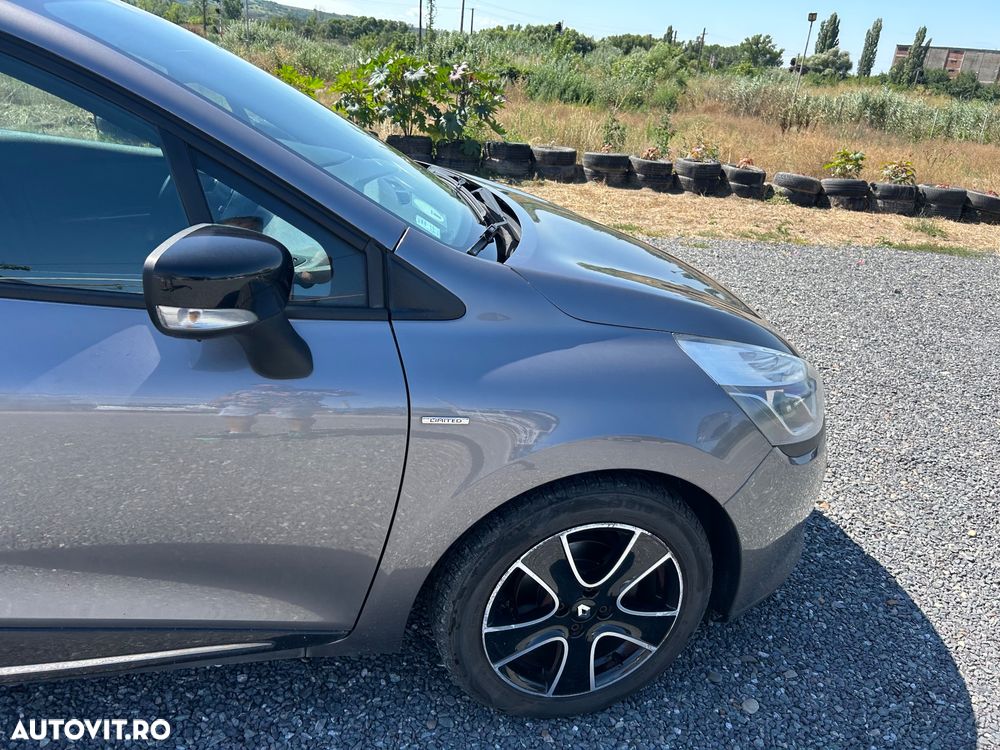 Renault Clio - 26
