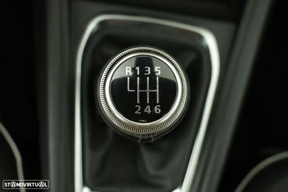 Renault Captur 1.0 TCe Techno Bi-Fuel - 14