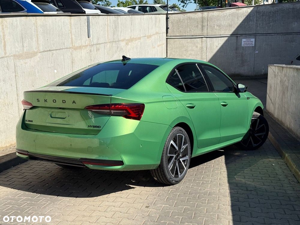 Skoda Octavia 1.5 TSI mHEV Sportline DSG - 6