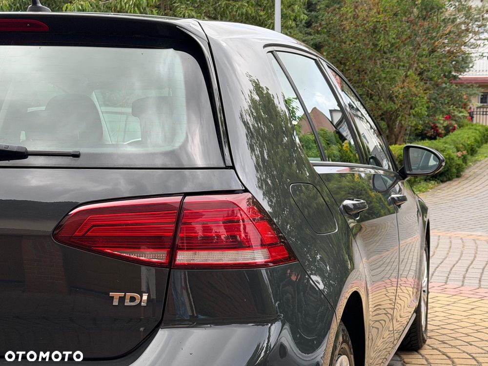 Volkswagen Golf 1.6 TDI BMT Comfortline - 13