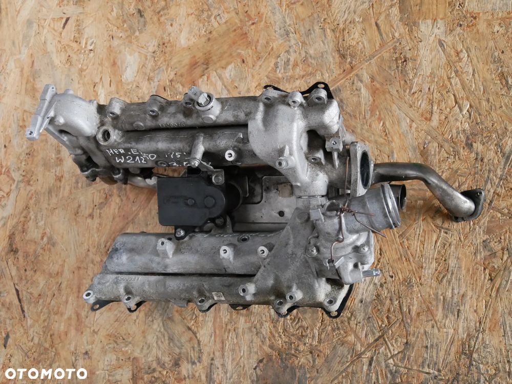 KOLEKTOR SSĄCY LEWY PRAWY MERCEDES E350 W212 3.0 CDI nastawnik  A6421402475 - 1