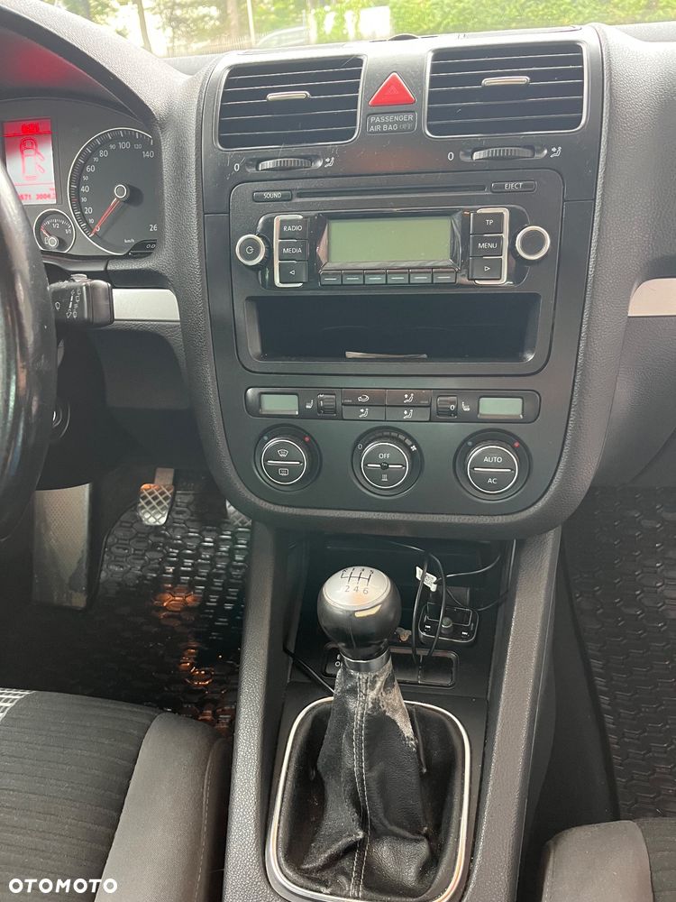 Volkswagen Golf V 1.9 TDI Comfortline - 9