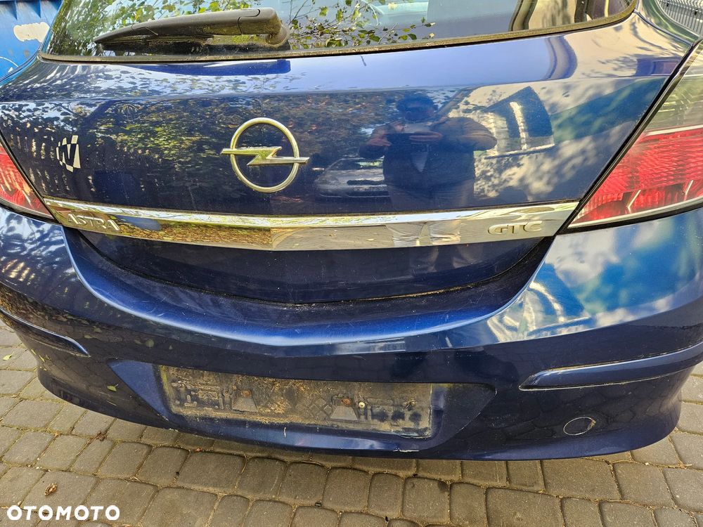 Opel Astra H III 3 GTC 3D zderzak tył tylny   Z21B - 1