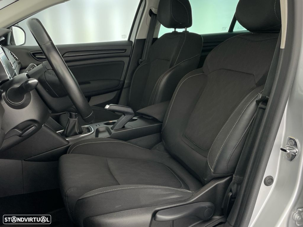 Renault Mégane 1.3 TCe Limited - 19